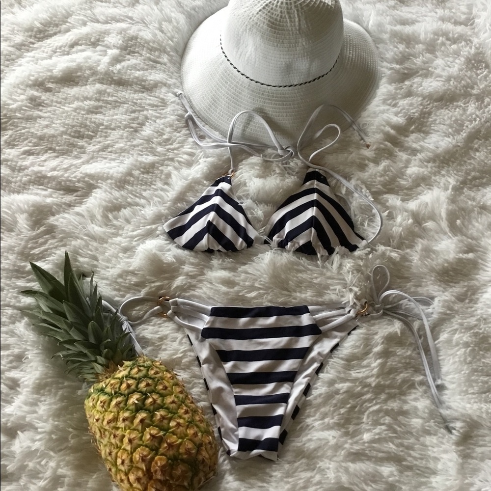 TWO PIECES BIKINI